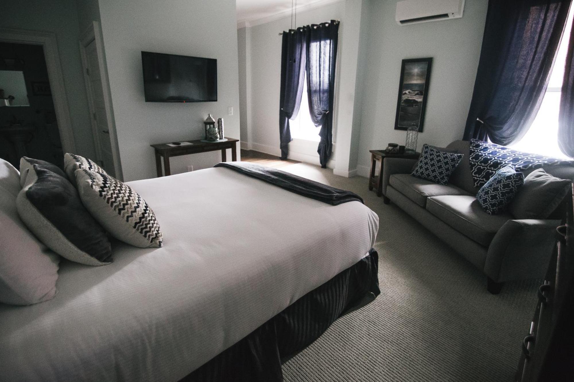 The Continental Hotel Centerville Bagian luar foto